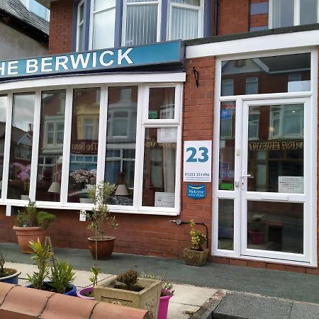 The Berwick - Over 40'S Only Blackpool Kültér fotó