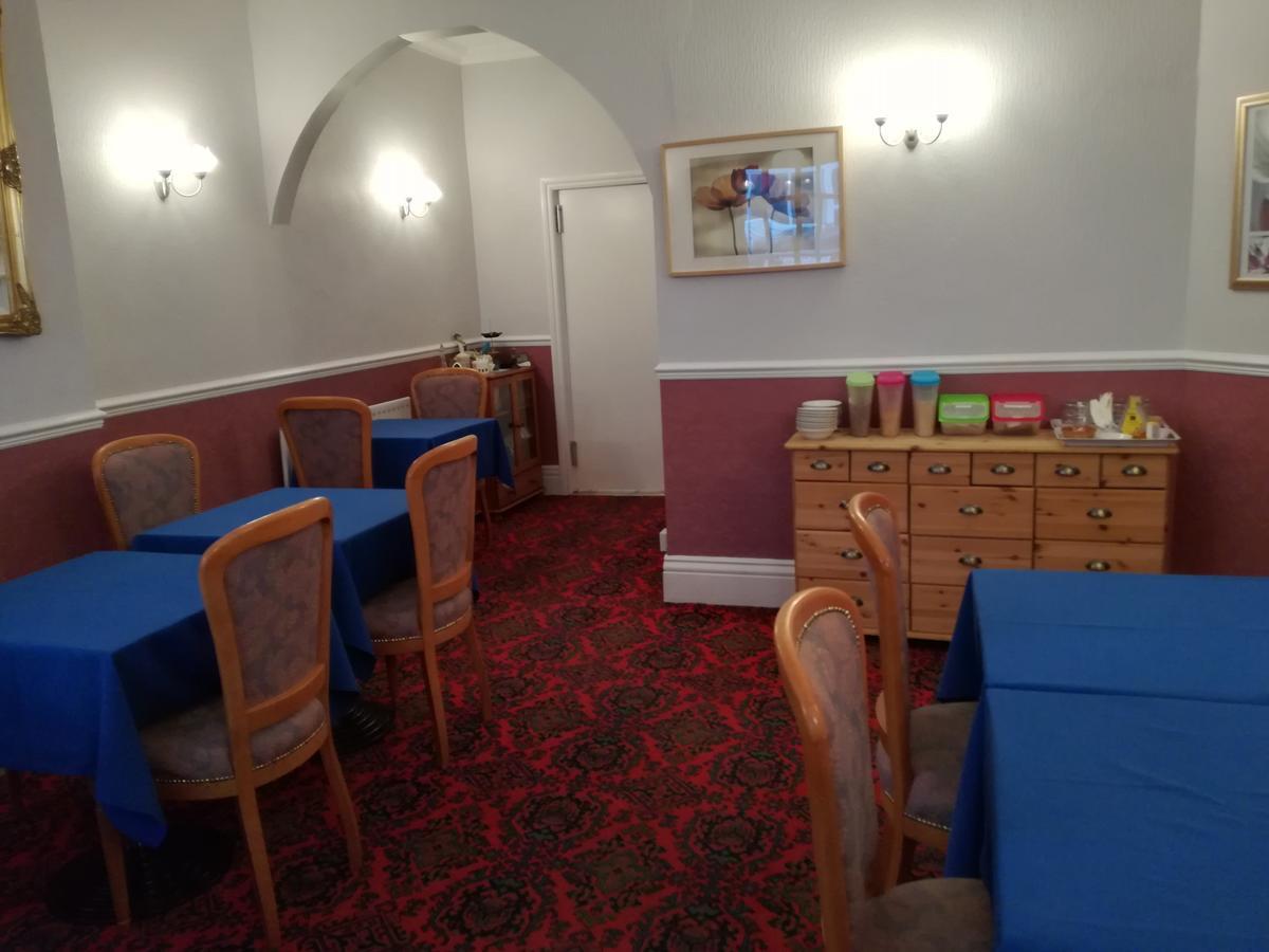 The Berwick - Over 40'S Only Blackpool Kültér fotó